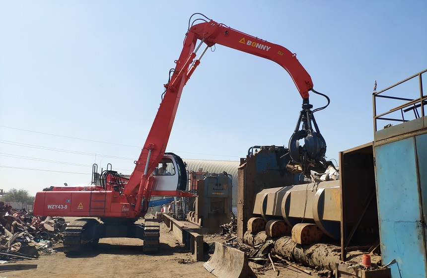 43噸抓鋼機.jpg 43噸抓鋼機.jpg