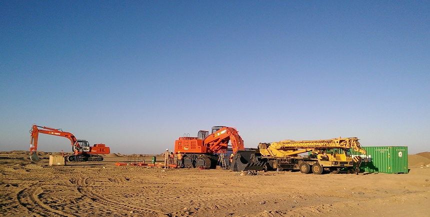 大型挖掘機(jī) 大型挖掘機(jī)