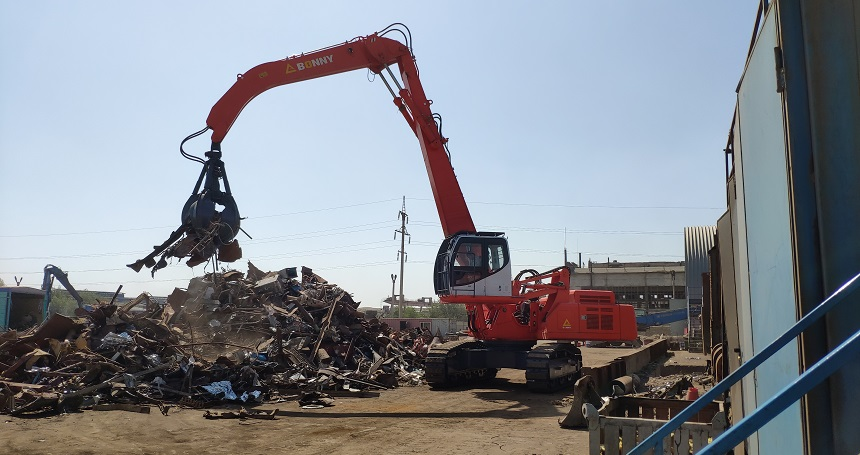 1742783090764042.png 柴油抓料機(jī).png