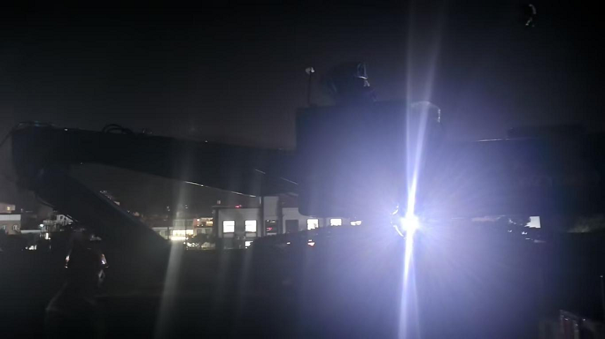 抓鋼機.png 抓鋼機.png